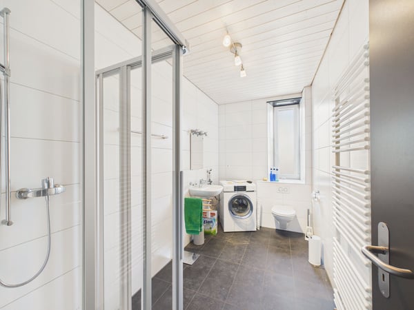 Charmante maison multifamiliale avec 6 chambres à Saignelégier, dans le canton du Jura 10