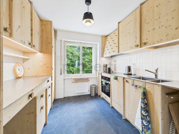 Lumineux appartement de 5.5 pièces avec vue imprenable sur le lac à Chexbres 2