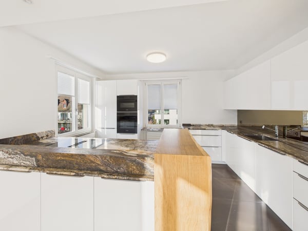 Herrliche 6.5-Zimmer-Wohnung mit moderner Ausstattung in Aarau, AG 2