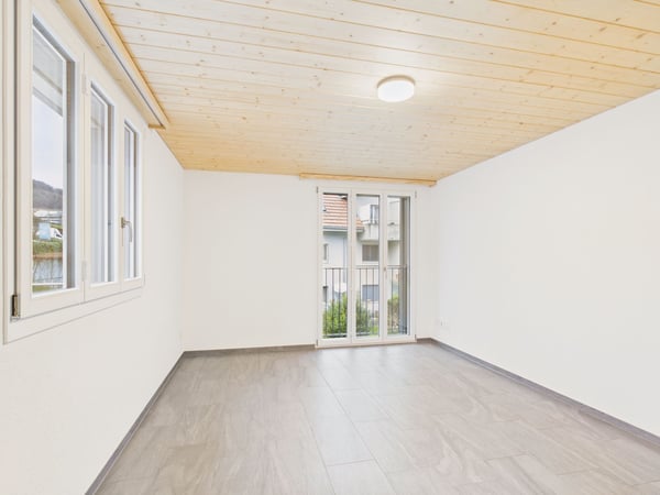 Neue 8-Zimmer Wohnung in Thurnen 7
