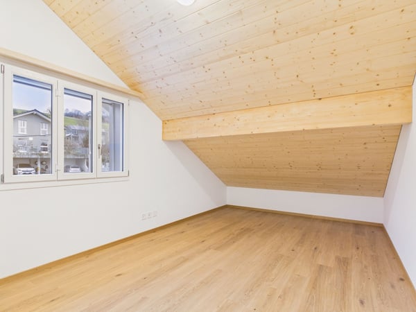 Neue 8-Zimmer Wohnung in Thurnen 11