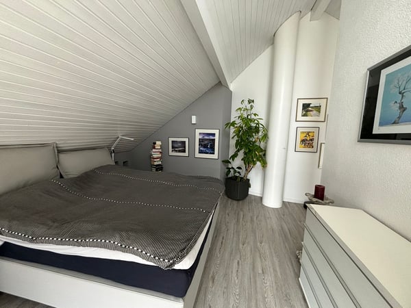 Wunderschönes 8.5-Zimmer-Einfamilienhaus in Hallwil mit viel Sonne 4