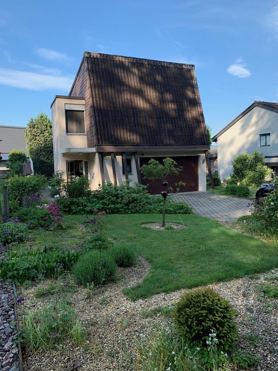 Ein heimeliges 9.5-Zimmer-Einfamilienhaus voller Licht und Grosszügigkeit 11