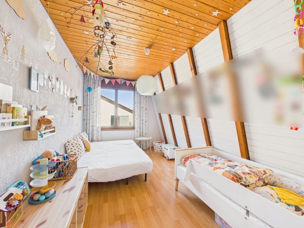 Ein heimeliges 9.5-Zimmer-Einfamilienhaus voller Licht und Grosszügigkeit 5