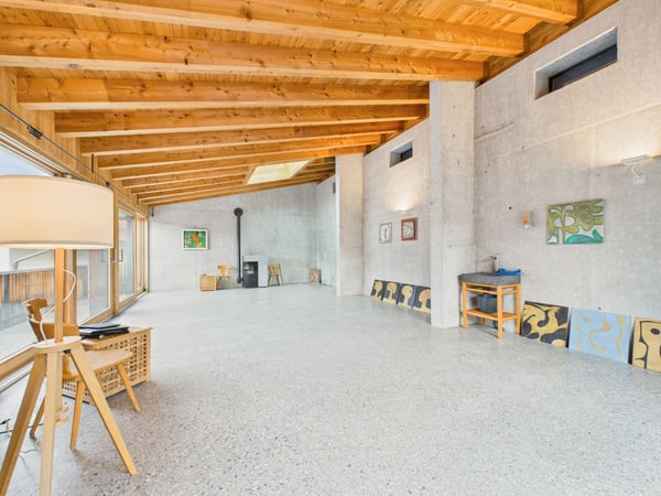 Charmantes 7.5-Zimmer Einfamilienhaus mit Balkon in Tumegl/Tomils 8