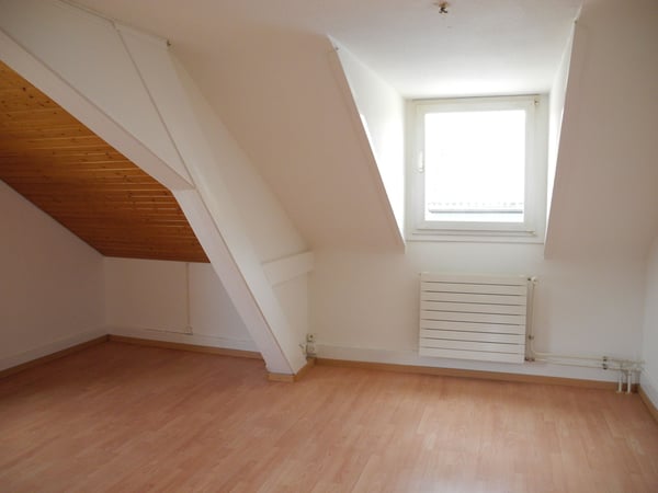 Charmante 4.5-Zimmer Dachwohnung an zentraler Lage 1