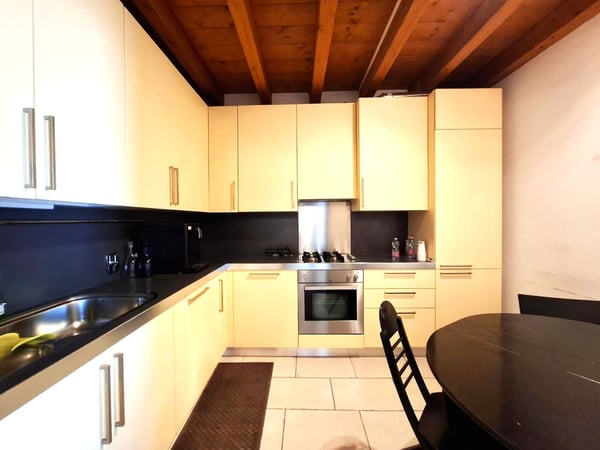 Vivere di lusso a Chiasso, nel Canton Ticino - Pratica soluzione da 250m2 6