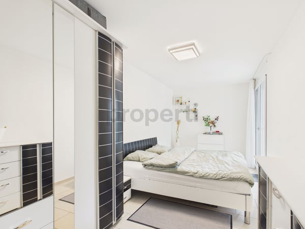 Moderne 5.5-Zimmer Wohnung mit 290m2 Garten in Wetzikon 7