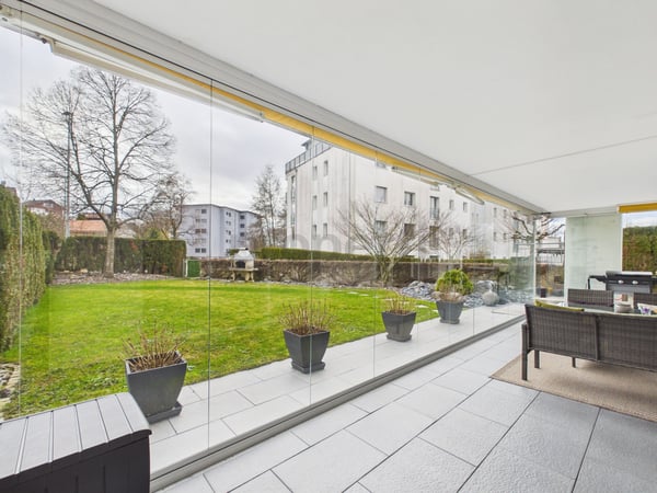 Moderne 5.5-Zimmer Wohnung mit 290m2 Garten in Wetzikon 11