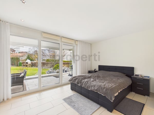 Moderne 5.5-Zimmer Wohnung mit 290m2 Garten in Wetzikon 5