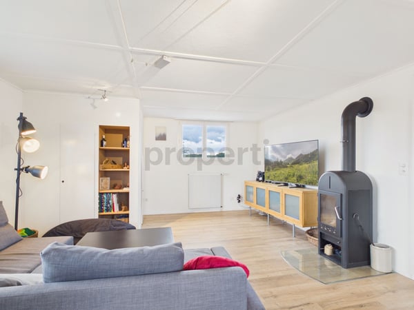 Gemütliche 3-Zimmer-Dachwohnung mit Fernsicht in Herzogenbuchsee 1