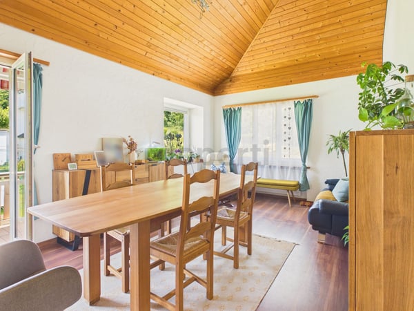 Charmante 4.5-Zimmer-Maisonette-Wohnung in ruhiger Lage von Effretikon 2