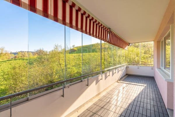 Modernes 4.5-Zimmer-Apartment mit Balkon in Wald 8