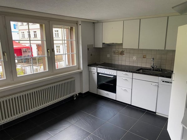 5.5-Zimmer-Wohnung mit Lift, Brunnadern 4