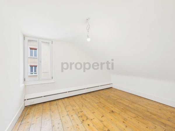 Erstvermietung nach hochwertiger Renovation: Modernes 6-Zimmer-Einfamilienhaus mit Keller und Ladestation in Niederuzwil 9