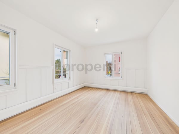 Erstvermietung nach hochwertiger Renovation: Modernes 6-Zimmer-Einfamilienhaus mit Keller und Ladestation in Niederuzwil 7