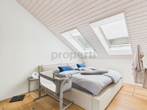 Moderne 5.5-Zimmer Dachwohnung in Erlinsbach mit wunderschöner Terrasse, von wo Sie die Abendsonne geniessen können 6