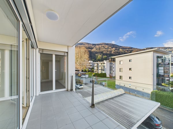 Elegante appartamento di 4.5 locali con vista panoramica e doppia terrazza ad Agno 8