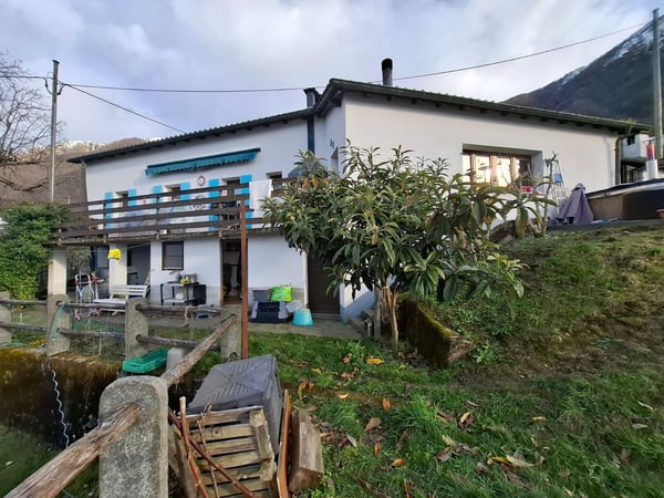 Casa unifamiliare con 4 locali e splendida vista panoramica sul Lago Verbano 9