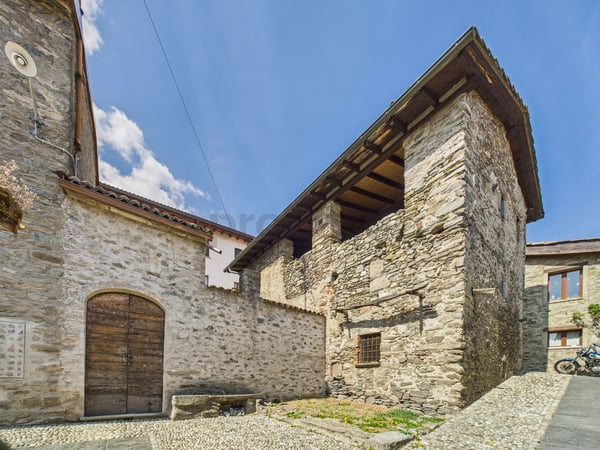 Rustico da ristrutturare nel cuore di Torricella/Taverne - Ottimo investimento 5
