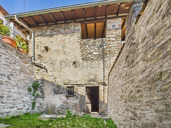 Rustico da ristrutturare nel cuore di Torricella/Taverne - Ottimo investimento 4