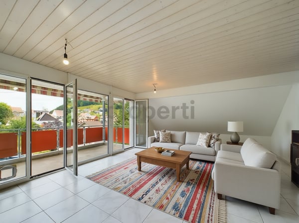 Modernes 2.5-Zimmer-Dachgeschoss mit Balkon, Grindel 2