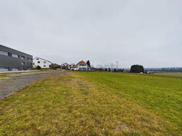 Einmalige Investitionschance: Gewerbebauland in Meinisberg (BE) - Gewerbezone 2