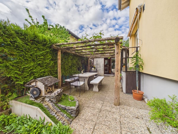Spaziosa casa indipendente 8.5 locali con ampio giardino, Giubiasco 10