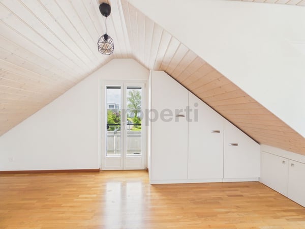 Modern 3.5-Zimmer-Dachwohnung mit Balkon, Obfelden 7