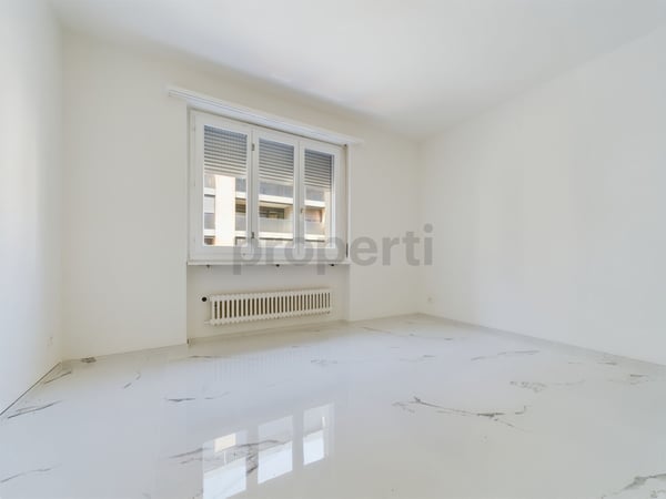 Moderne und helle 4.5-Zimmer-Wohnung in LocarnoModerno e luminoso appartamento di 4,5 locali a Locarno 6