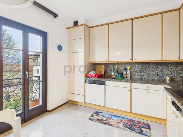 Casa bifamiliare a Viganello con vista su Lugano - ideale come residenza o investimento 5
