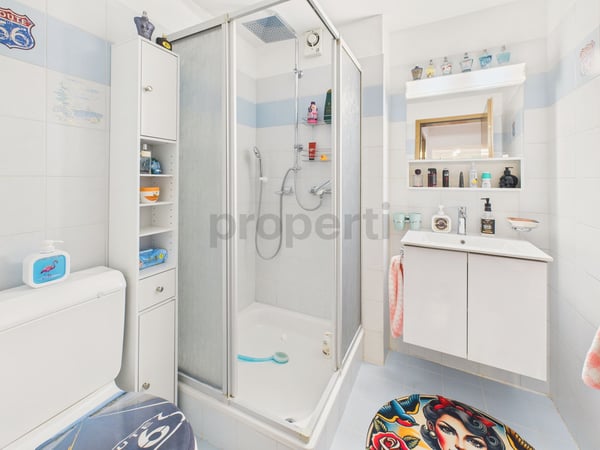 Casa bifamiliare a Viganello con vista su Lugano - ideale come residenza o investimento 11