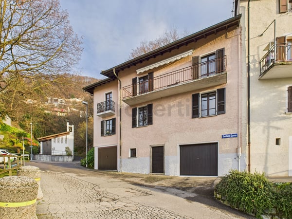 Casa bifamiliare a Viganello con vista su Lugano - ideale come residenza o investimento 1