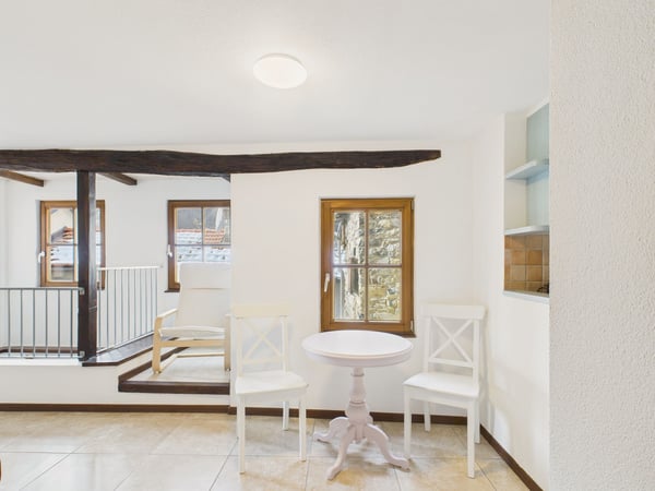Sogno abitativo a Breggia, TI: Moderna casa unifamiliare con 5 stanze! 6