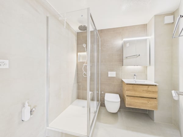 Bel appartement rénové de 3,5 pièces à Romont 8