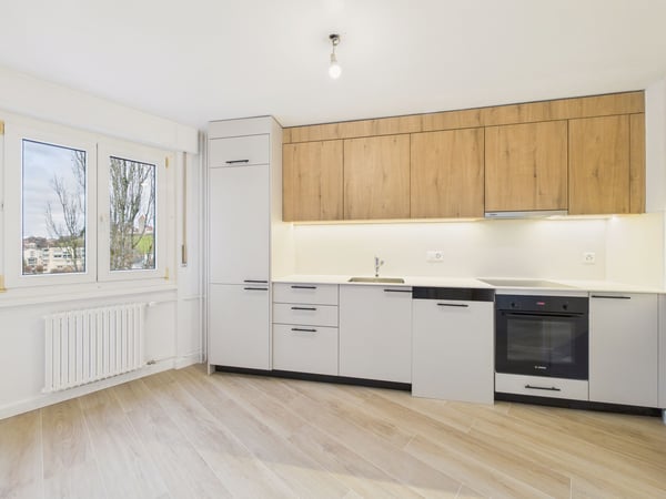 Bel appartement rénové de 3,5 pièces à Romont 1