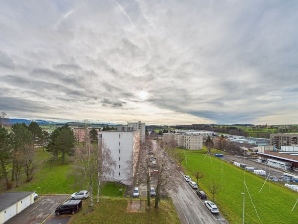 Bel appartement rénové de 3,5 pièces à Romont 9