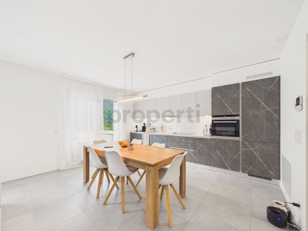 Moderno appartamento 2.5 locali con balcone, Claro- Bellinzona 5