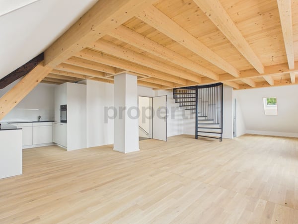Aussergewöhnliche Maisonettewohnung mit architektonischem Highlight 2