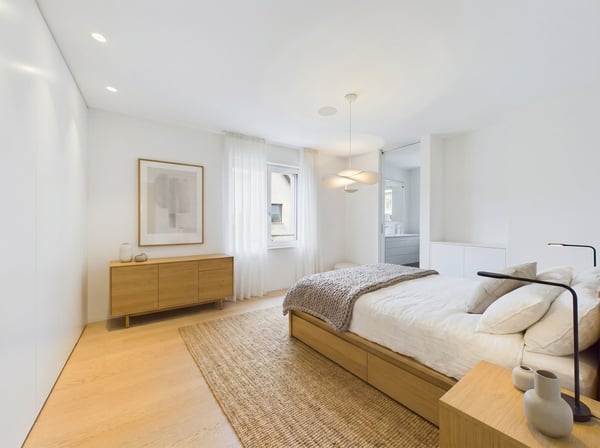 Exklusive 4.5-Zimmer-Gartenwohnung mit Loggia, Terrasse und privatem Garten 4