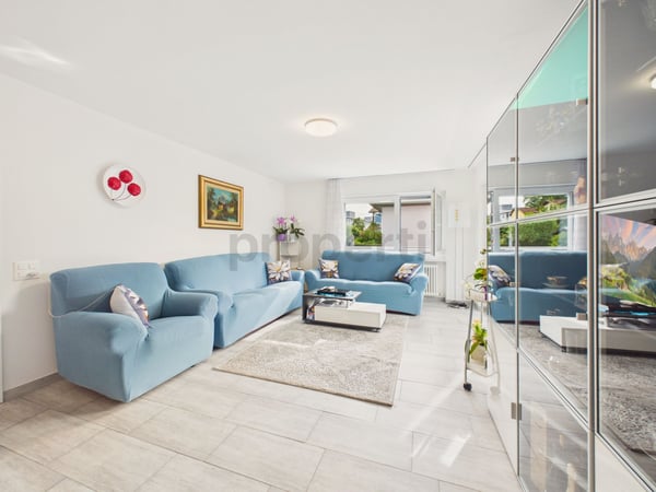 Elegante casa plurifamiliare di 3 appartamenti con giardino, Arbedo-Castione 11
