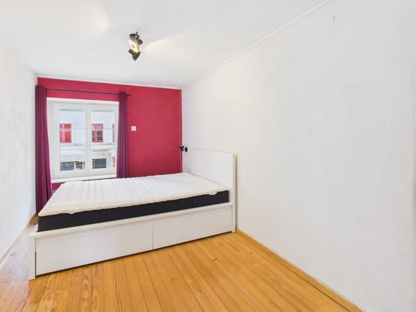 Historisches 8.5-Zimmer-Bauernhaus mit Charme, Pferdestall und grossem Garten in Attiswil 8