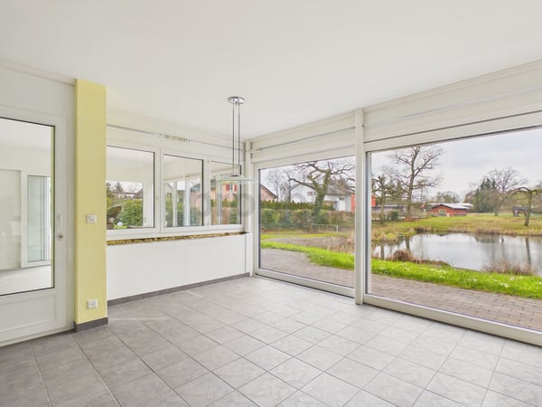 Modernes 6.5-Zimmer-Einfamilienhaus mit Balkon, Widnau 4