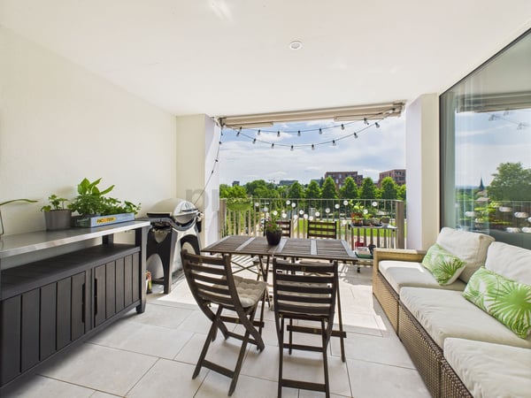 Herrliche 4.5-Zimmer-Wohnung in Zürich mit unverbautem Weitblick 4