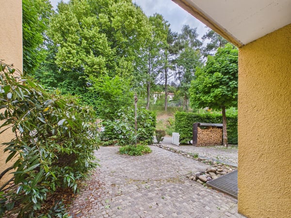 Charmantes Reiheneinfamilienhaus an Top-Lage mit unverbaubarem Weitblick 9