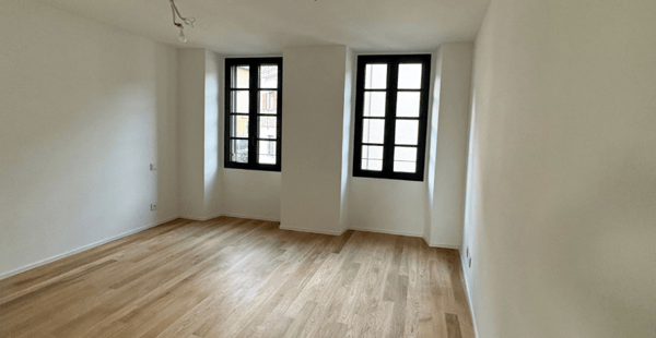 Moderno Appartamento di 3.5 Locali al Piano Terra con Vista Lago a Pura - Comfort in Posizione Tranquilla 5