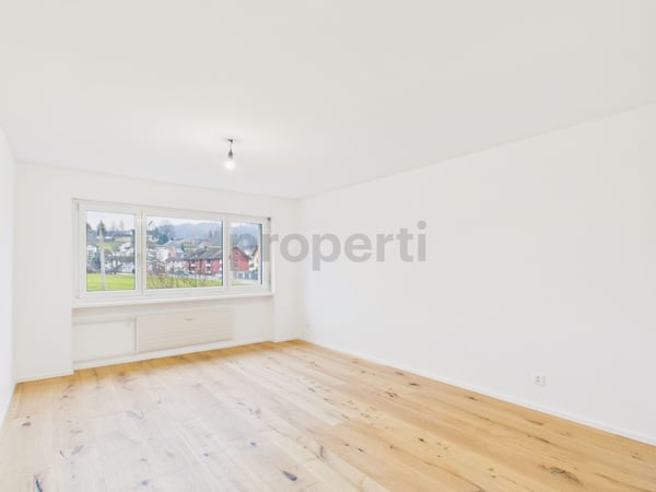 Frisch sanierte 3.5-Zimmer-Wohnung mit Balkon in Wittenbach 5