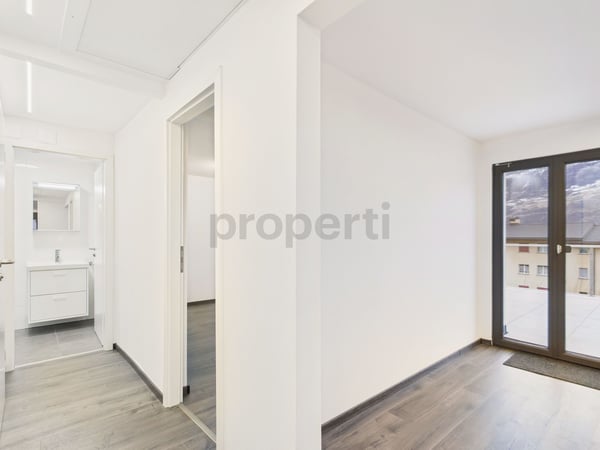 Appartement rénové 3.5 pièces avec balcon, Chamoson 6