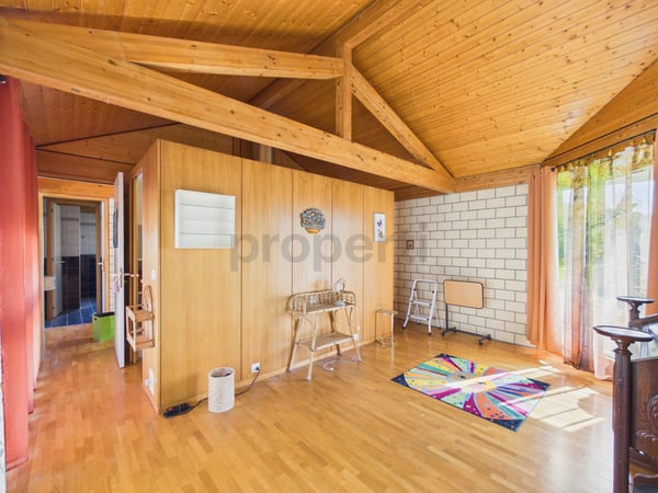 Spacieuse maison individuelle de 6 pièces avec vue dégagée 8