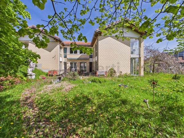 Spacieuse maison individuelle de 6 pièces avec vue dégagée 1